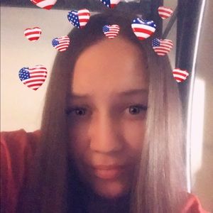 Meet your Posher, Candy